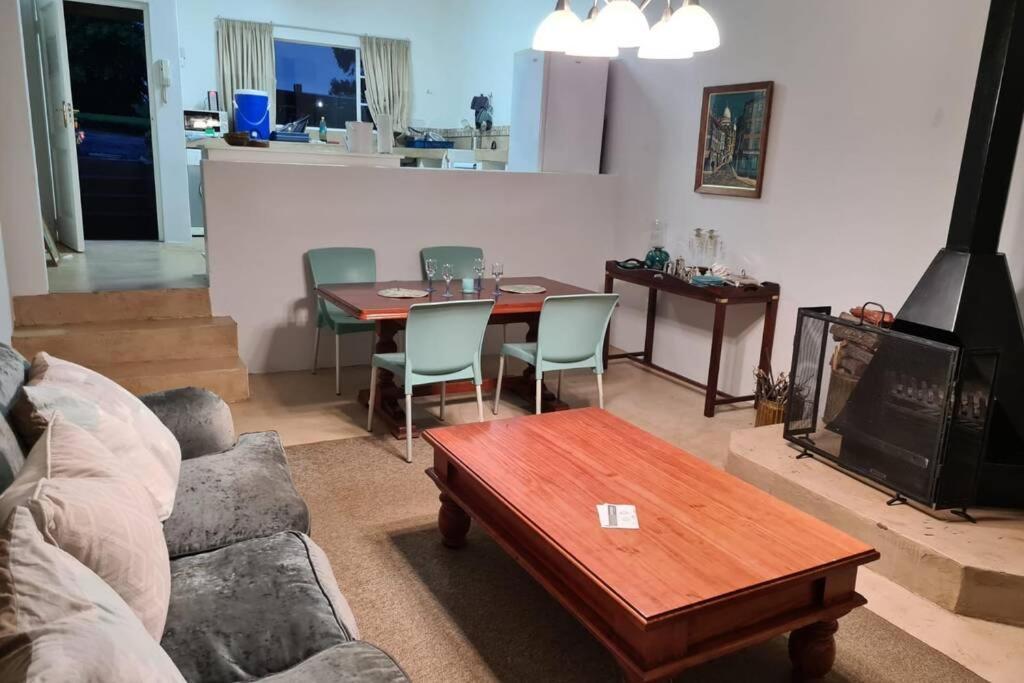 Hilltop Farm Valley View Cottage Henburg Park Extérieur photo